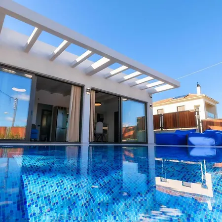 Oresteia Exlusive Villa Tragaki